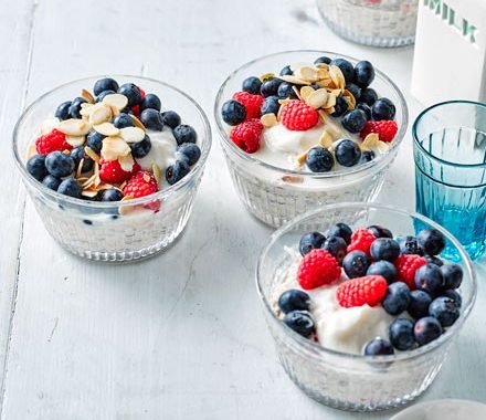 Chia & almond overnight oats recipe