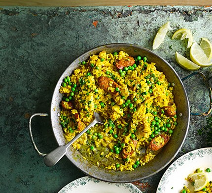 Chicken & chorizo paella recipe 