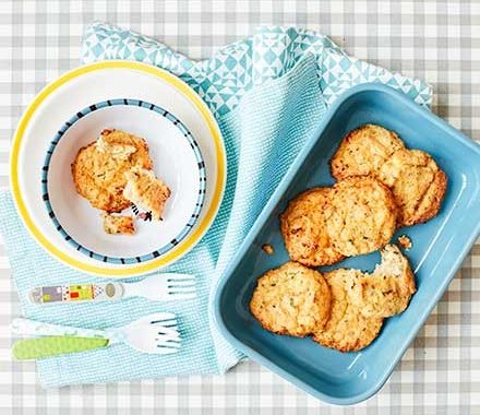 Toddler recipe: Cauliflower cheese cakes