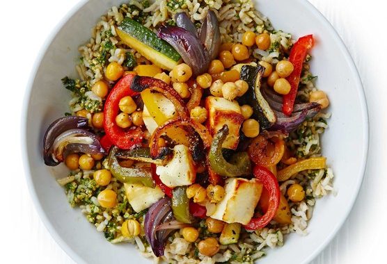 Herby rice with roasted veg, chickpeas & halloumi recipe
