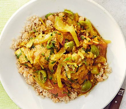 Moroccan chicken with fennel & olives recipe