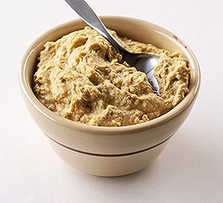 Homemade hummus recipe 