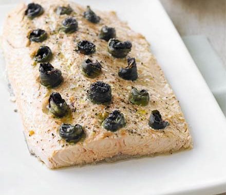 Mediterranean salmon fillet recipe