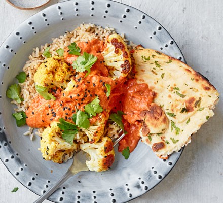 Roasted cauliflower with tomato & cashew sauce recipe 