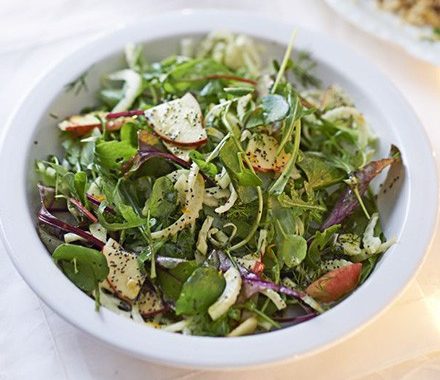 Winter leaf salad recipe