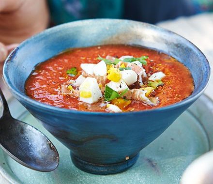 Salmorejo – Rustic tomato soup with olive oil & bread recipe