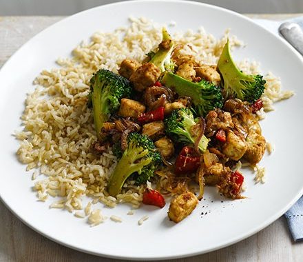 Stir-fry with broccoli & brown rice recipe