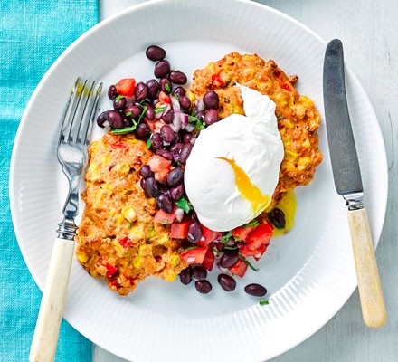 Sweetcorn fritters with eggs & black bean salsa recipe 