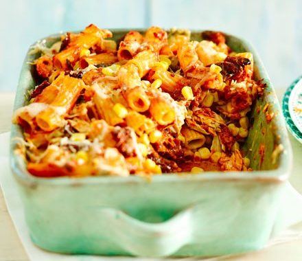Tuna & sundried tomato pasta bake recipe