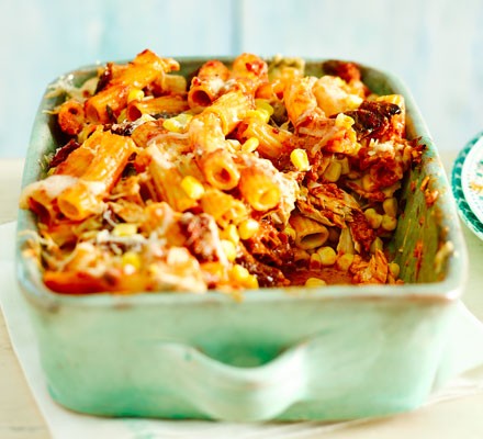 Tuna & sundried tomato pasta bake recipe 