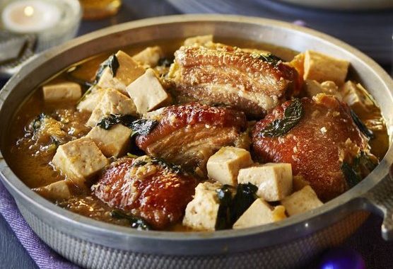 Braised pork belly with Thai basil & tofu recipe