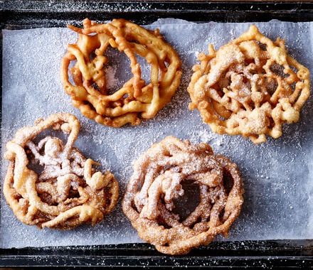 Funnel cakes recipe