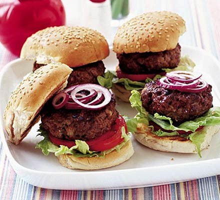 Homemade beef burgers recipe 