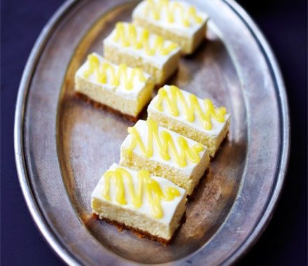 Mini New York cheesecakes recipe