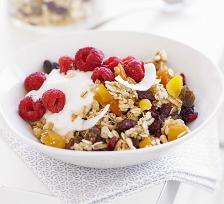 Fruit & nut granola recipe 
