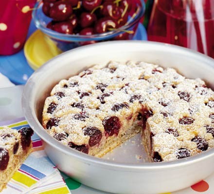 Fresh cherry cake with a hint of cinnamon recipe 