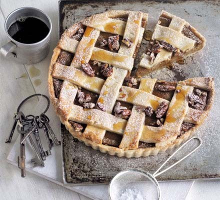 Butternut, maple & pecan lattice pie recipe 