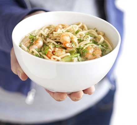 Prawn & coconut laksa recipe 