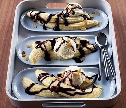 Speedy banana splits recipe