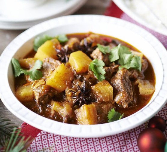 Sticky pork & pineapple hotpot recipe 