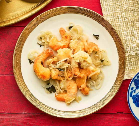 Prawns in Longjing tea recipe 