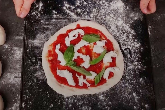 Raw pizza