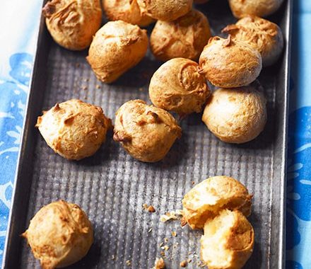 Brazilian cheese bread – pão de queijo recipe