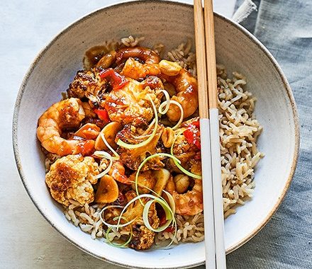 Kung pao cauliflower & prawn stir-fry recipe