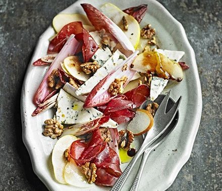 Shaved pear, cheese & bresaola salad recipe