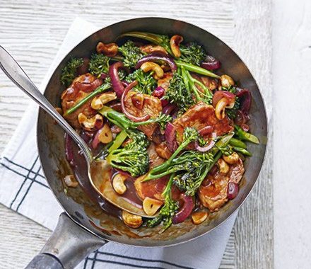 Sichuan pork, broccoli & cashew stir-fry recipe