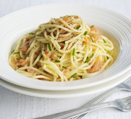 Smoked salmon pasta recipe 