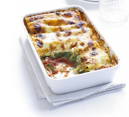 Spinach &amp; ricotta cannelloni recipe 