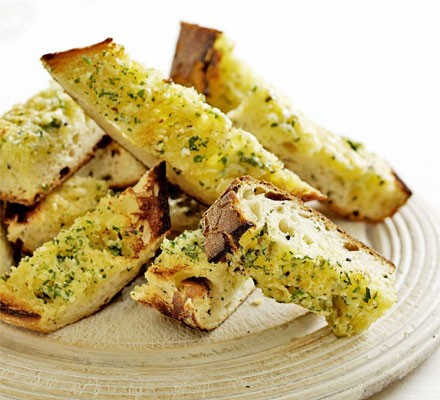 Garlic bread recipe (with video) 