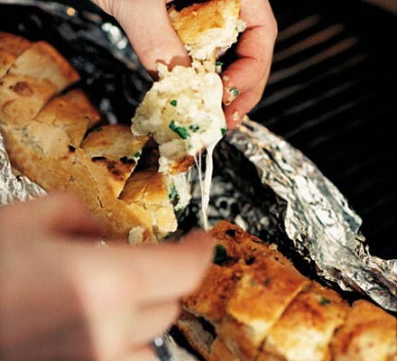 Cheesy garlic baguette recipe 