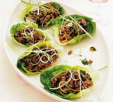 Hoisin chicken in crisp lettuce recipe 