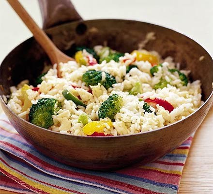 Vegetarian egg-fried rice recipe 