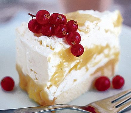 Lemon meringue ice cream cake recipe