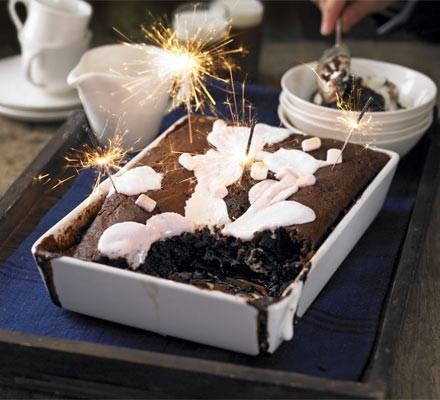 Sticky chocolate pudding with marshmallows recipe 
