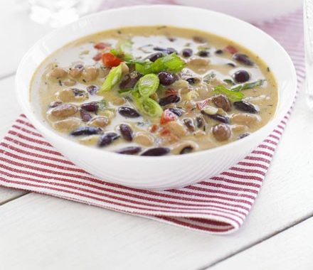 Simple coconut & bean soup  recipe
