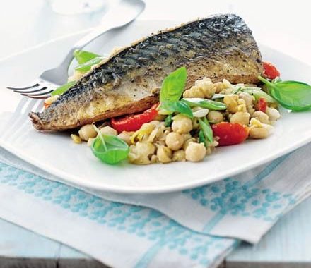 Basil & lemon chickpeas with mackerel recipe