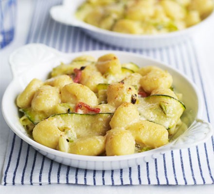 Gnocchi with courgette, mascarpone & spring onions recipe 
