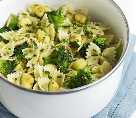 Courgette, broccoli & gremolata pasta recipe