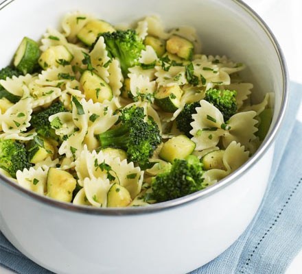 Courgette, broccoli & gremolata pasta recipe 