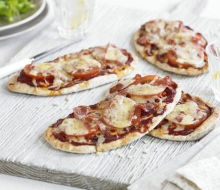 Pitta pizzas recipe