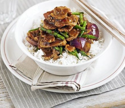 Pork, green bean & oyster stir-fry recipe
