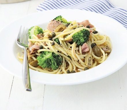 Lemon spaghetti with tuna & broccoli recipe