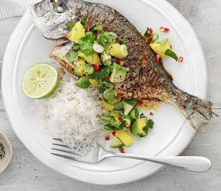 Fish with chilli, mango & lime salsa recipe