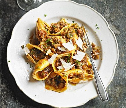 Italian sausage & chestnut pasta recipe