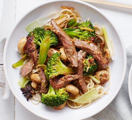 Stir-fried ginger miso steak with broccoli recipe 
