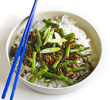 Sichuan-style pork & green bean stir-fry recipe 